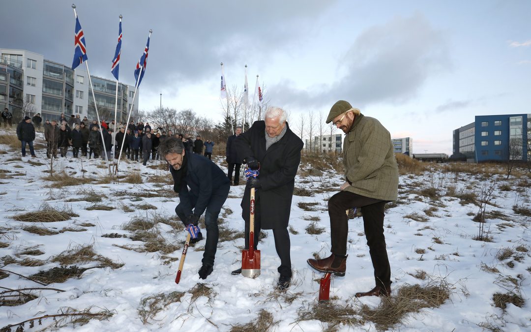 Langþráð skóflustuga tekin að nýju og  glæsilegu hjúkrunarheimili í Fossvogsdal