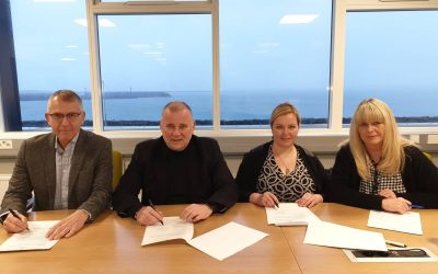 Undirritun samnings vegna Hátíðar Hafsins 2020